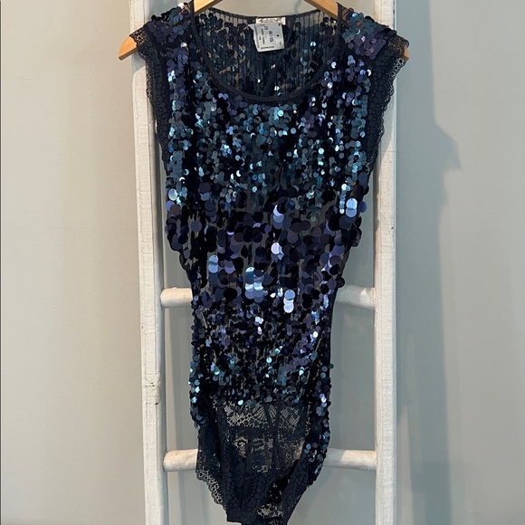 Free people Melrose sequin n lace nwt holiday backless midnight blue bodysuit M - Picture 2 of 14